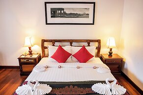 Royal Crown Hotel & Spa