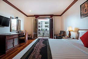 Royal Crown Hotel & Spa