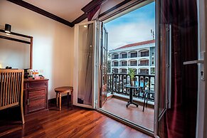 Royal Crown Hotel & Spa