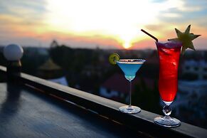 Royal Crown Hotel & Spa