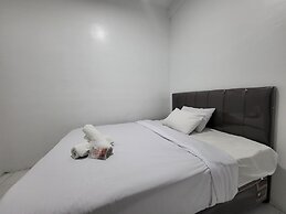 Pandu Lakeside Hotel Tuktuk