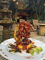 El Sano Banano Beachside Hotel