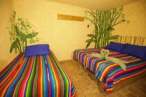 El Sano Banano Beachside Hotel