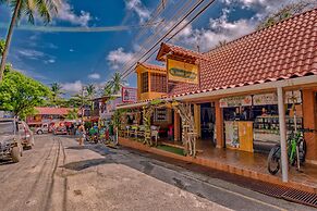 El Sano Banano Beachside Hotel