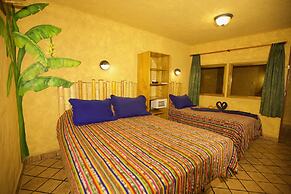 El Sano Banano Beachside Hotel