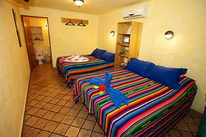 El Sano Banano Beachside Hotel