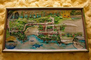 El Sano Banano Beachside Hotel