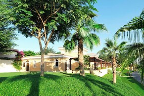 The Ritz-Carlton Abu Dhabi, Grand Canal