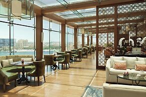 The Ritz-Carlton Abu Dhabi, Grand Canal