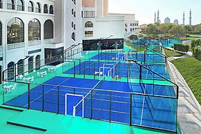 The Ritz-Carlton Abu Dhabi, Grand Canal