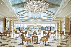 The Ritz-Carlton Abu Dhabi, Grand Canal