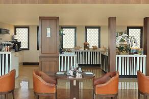 The Ritz-Carlton Abu Dhabi, Grand Canal