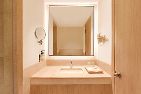 Lemon Tree Premier, Delhi Airport