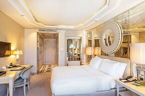 Wyndham Grand Istanbul Kalamis Marina Hotel