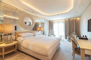Wyndham Grand Istanbul Kalamis Marina Hotel