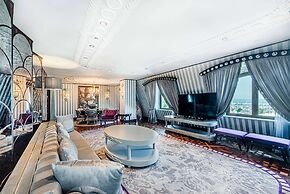 Wyndham Grand Istanbul Kalamis Marina Hotel