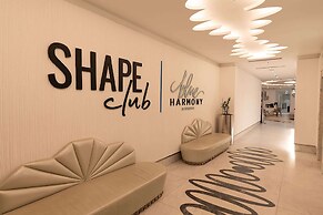 Wyndham Grand Istanbul Kalamis Marina Hotel
