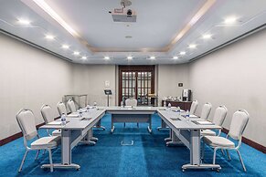 Wyndham Grand Istanbul Kalamis Marina Hotel