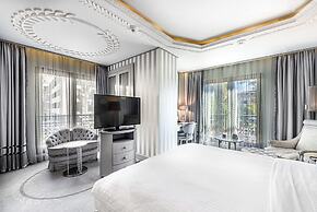 Wyndham Grand Istanbul Kalamis Marina Hotel