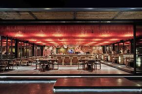 Wyndham Grand Istanbul Kalamis Marina Hotel