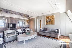 Wyndham Grand Istanbul Kalamis Marina Hotel