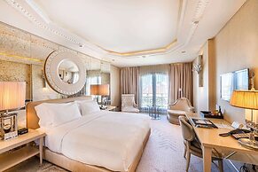 Wyndham Grand Istanbul Kalamis Marina Hotel