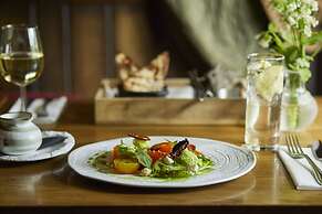 The Slaughters Country Inn