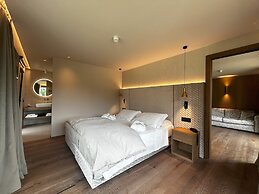 HOTEL LORENZETTI