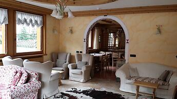 Alba Alpine Hotel