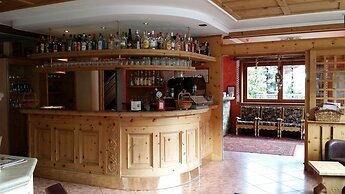 Alba Alpine Hotel