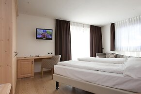 Alba Alpine Hotel