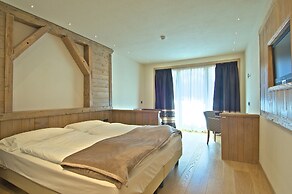Alba Alpine Hotel