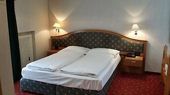 Alba Alpine Hotel