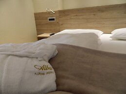 Alba Alpine Hotel