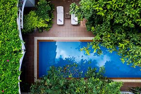 Skyline Boutique Hotel