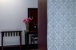 Skyline Boutique Hotel