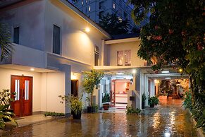 Skyline Boutique Hotel