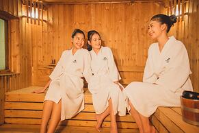 Maneechan Resort & Sport Club