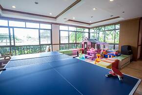 Maneechan Resort & Sport Club