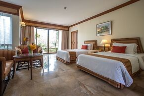 Maneechan Resort & Sport Club