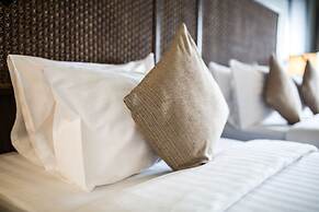 Maneechan Resort & Sport Club