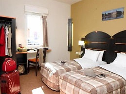 Hôtel Restaurant AKENA Bordeaux La Brède