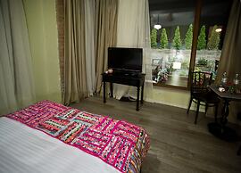 No12 Boutique Hotel