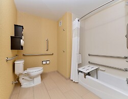 Hampton Inn Iowa City/University Area