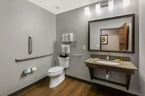 Best Western Plus Williston Hotel & Suites