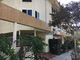 Bellflower Travel Inn