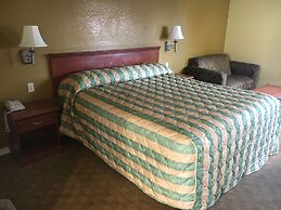 Bellflower Travel Inn