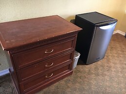 Bellflower Travel Inn