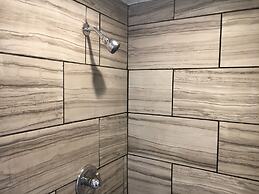 Bellflower Travel Inn