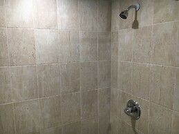 Bellflower Travel Inn